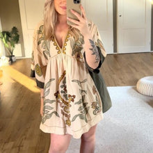 Load image into Gallery viewer, Green Embroidered Loose Mini Tunic Dress