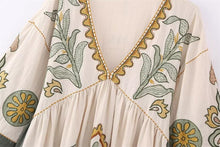 Load image into Gallery viewer, Green Embroidered Loose Mini Tunic Dress