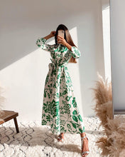 Load image into Gallery viewer, Green Collar Long Sleeve Floral Midi Dress