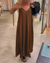 Load image into Gallery viewer, Black Half Sleeves Maxi Two Piece Dress