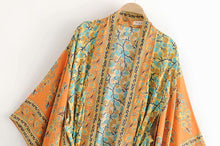 Load image into Gallery viewer, Vintage Print Kimono