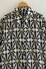 Load image into Gallery viewer, Black and White Print Long Sleeves Midi Dress