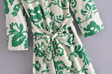 Load image into Gallery viewer, Green Collar Long Sleeve Floral Midi Dress