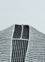 Load image into Gallery viewer, Oversized Grey Checkered Long Cardigan Sweater
