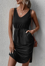 Load image into Gallery viewer, Essential V-neck Sleeveless Pockets Midi Dress
