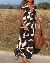 Load image into Gallery viewer, White and Black Print Loose Maxi Dress

