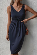 Load image into Gallery viewer, Essential V-neck Sleeveless Pockets Midi Dress
