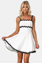 Load image into Gallery viewer, Contrast Trim Square Neck Mini Dress
