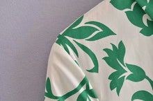 Load image into Gallery viewer, Green Collar Long Sleeve Floral Midi Dress
